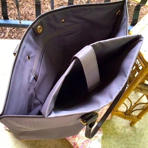 MOSHI ARIA SLIM LIGHTWEIGHT TOTE NWT - Picture 13 of 15